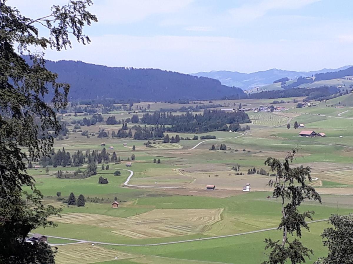 Gaestezimmer Im Dorfzentrum Rothenthurm Eksteriør bilde